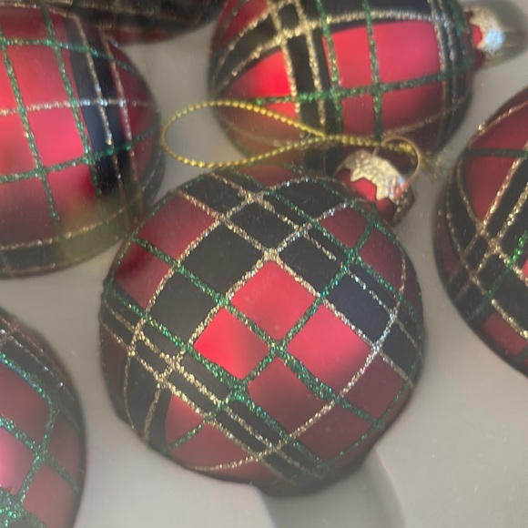 Martha Stewart Tartan Plaid Christmas Ornaments - Picture 3 of 4